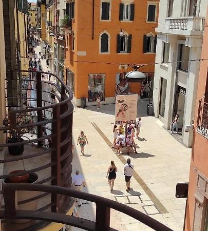 Apartment Centro Storico Verona , Samaritana N.4 ภายนอก รูปภาพ